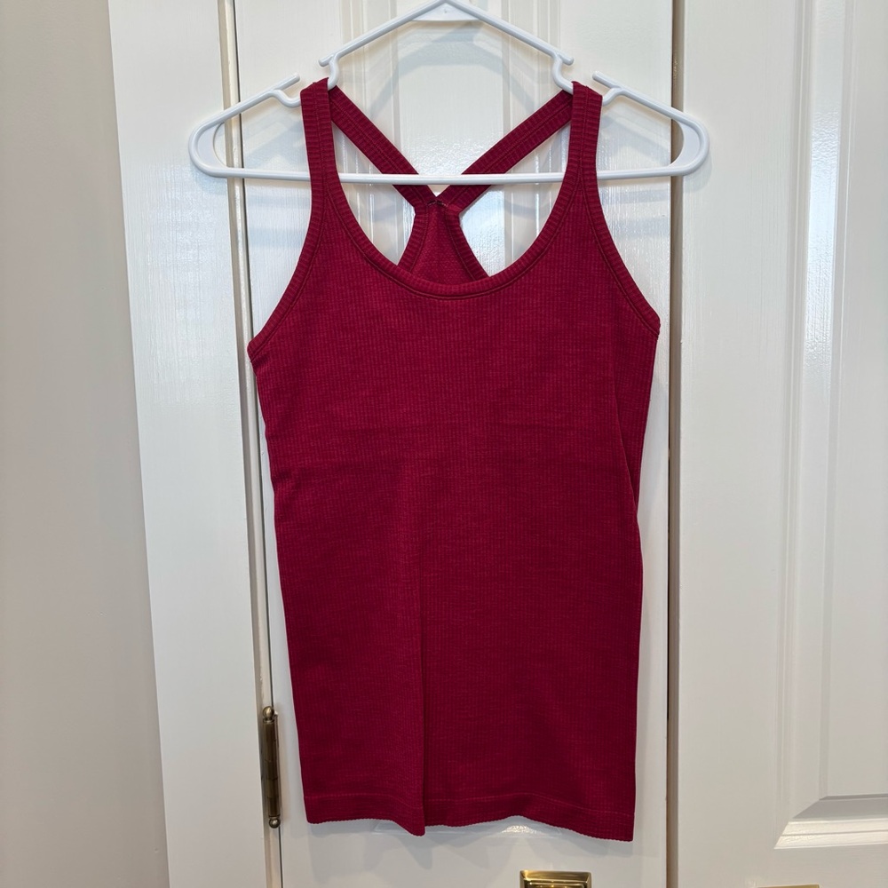 Lululemon Ebb to Street Tank